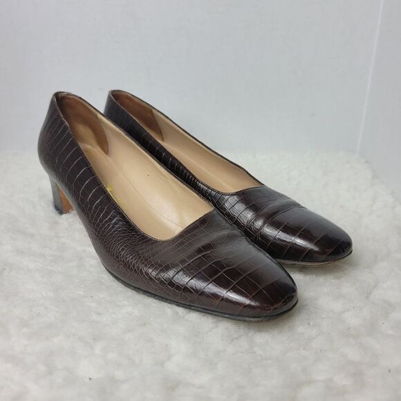 Salvatore Ferragamo Womens Size 9.5 AAA Brown Croc Embossed Leather Heels Pumps - Picture 1 of 11